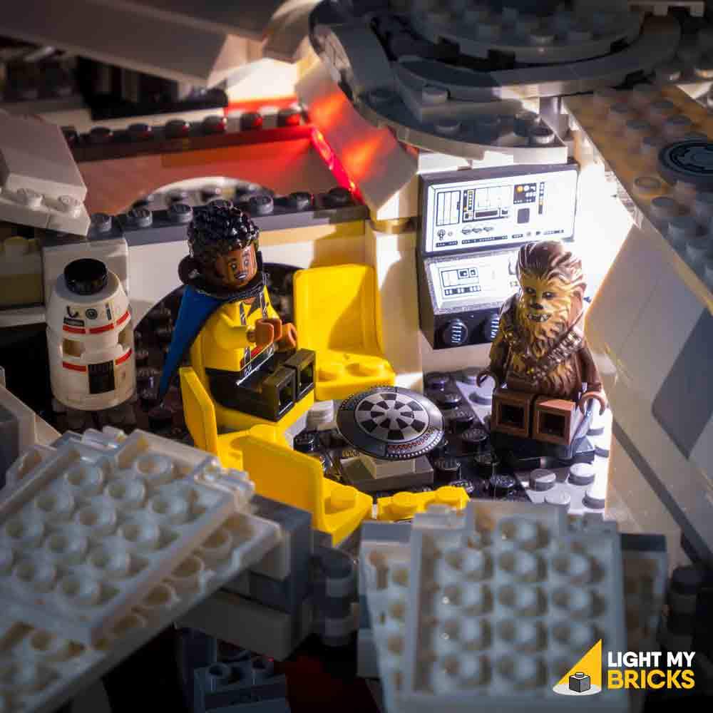 millenium falcon lego 75212