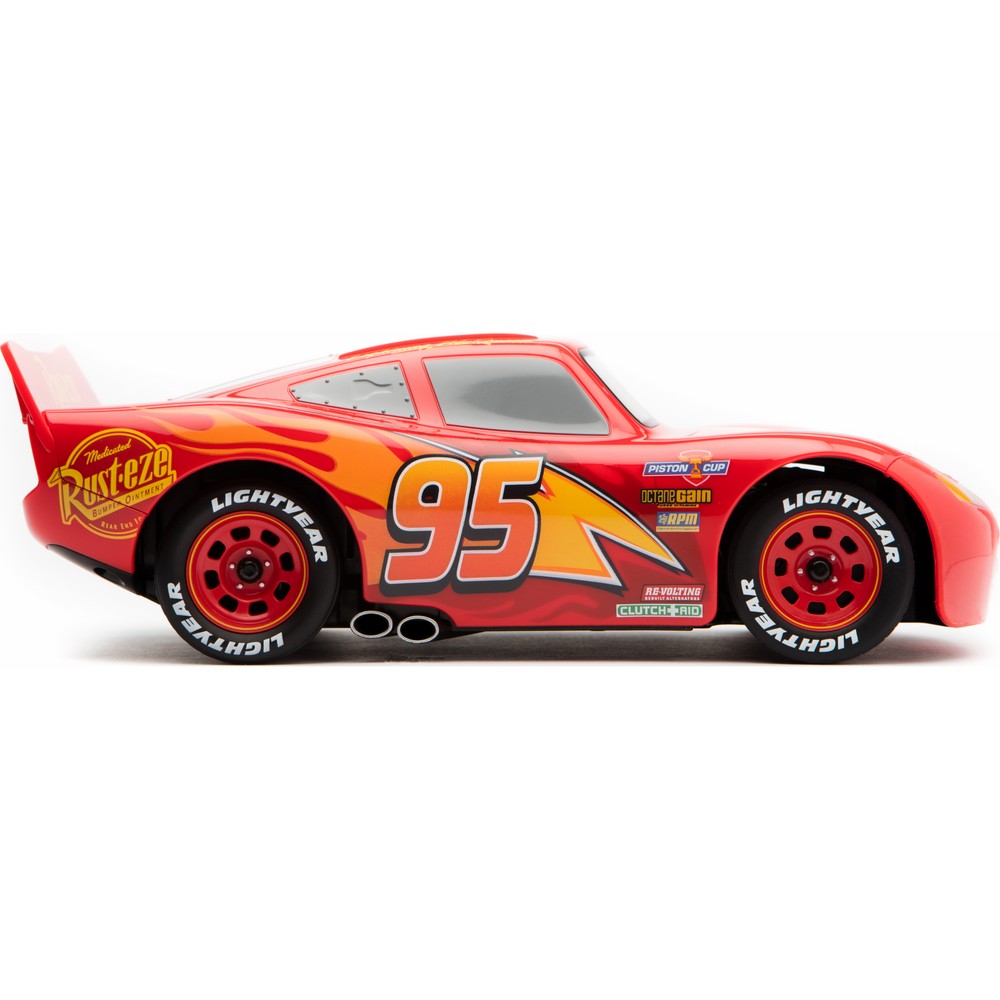 Test Sphero Ultimate Flash McQueen : une réplique parfaite mais totalement  hors de prix - CNET France