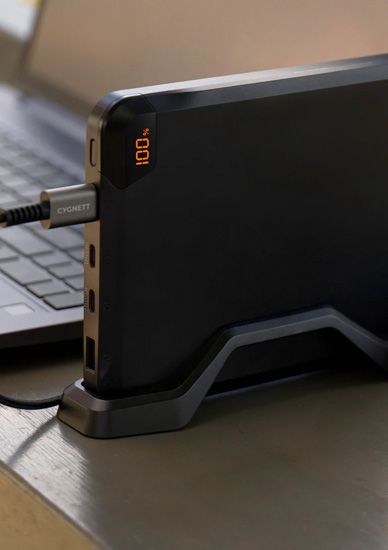 VERTPWR 25k mAh External Battery Obsidian Cygnett