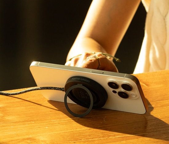 Chargeur sans fil magnetique SnapStand Native union