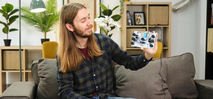 CircuitMess Jay-D 2.0 DIY DJ mixer