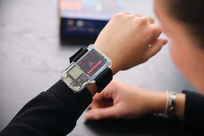 CircuitMess NASA Artemis Watch 2.0