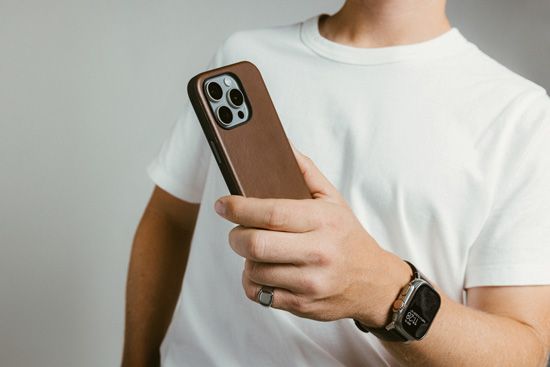Nomad Modern Horween Leather Case for iPhone 16 Pro Brown