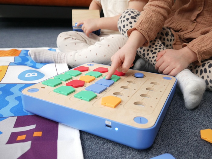 Cubetto Plus Programmable Montessori Robot without screen