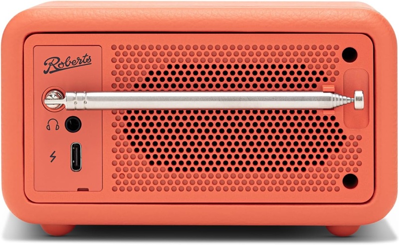 Roberts Revival Petite 2 portable retro radio