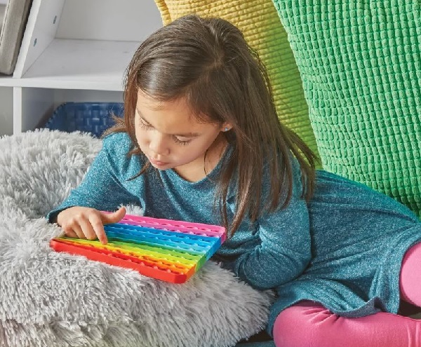 Tableau Sensoriel Pop It 100 Bulles