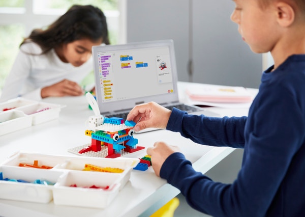 Programming LEGO Education Spike Essential