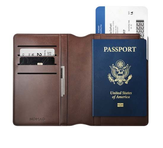 Nomad leather passport holder