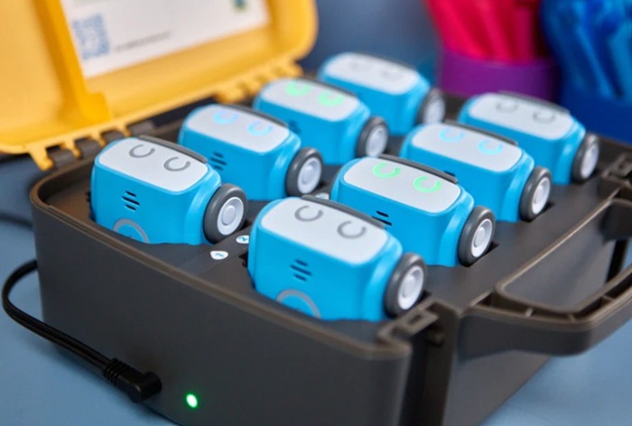 Sphero Indi charging case