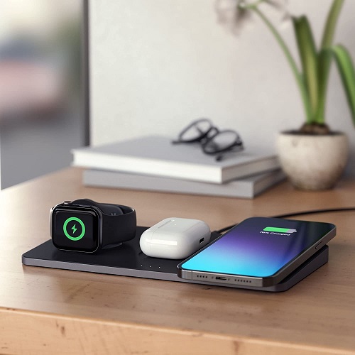 Satechi wireless charging station for iPhone Airpods and Apple Watch
