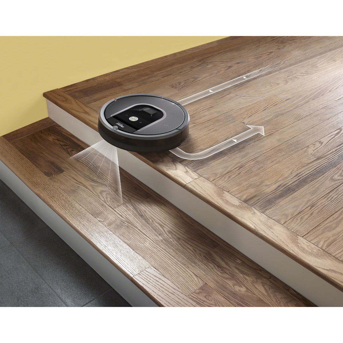 iRobot Roomba 960, aspirateur robot avec forte puissance d'aspiration, 2  brosses anti-emmêlement, idéal pour animaux, capteurs de poussière, parfait  sur tapis et sols, connecté, programmable via app : : Cuisine et  Maison