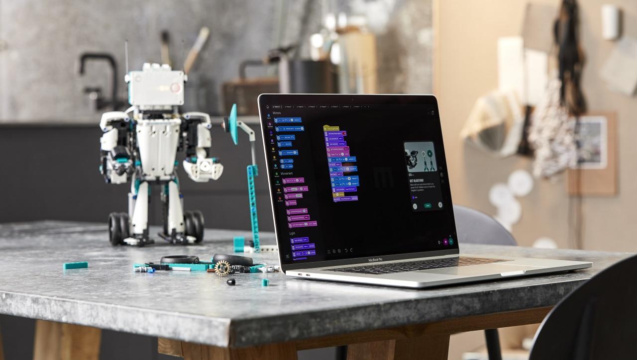 mobile application LEGO Mindstorms Robot Inventor