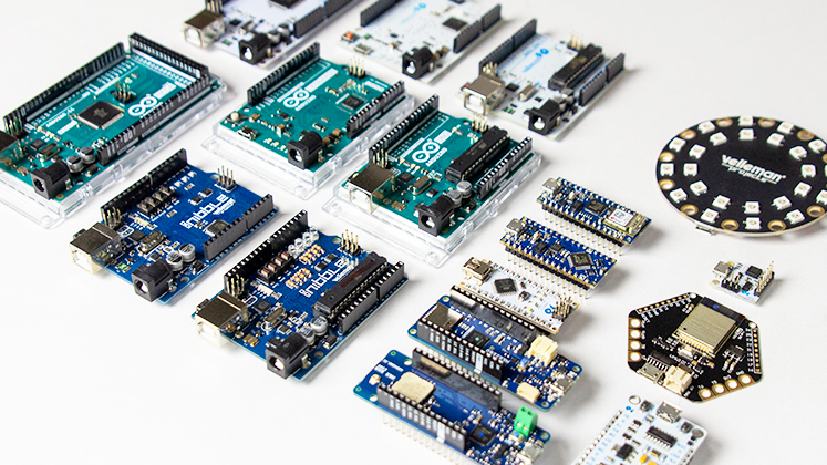 Arduino: community platform for robotics development