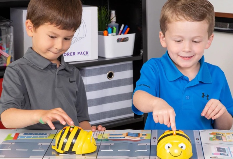 Bee-Bot educational robot nursery KS1