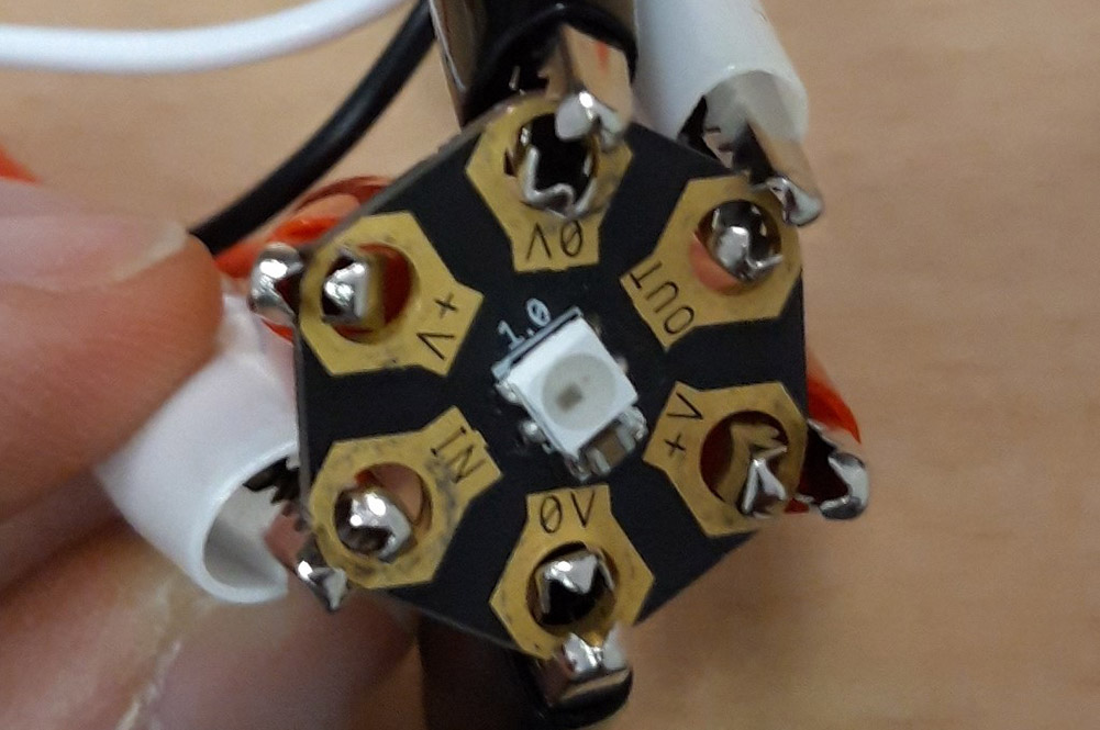 connexion LED microbit out