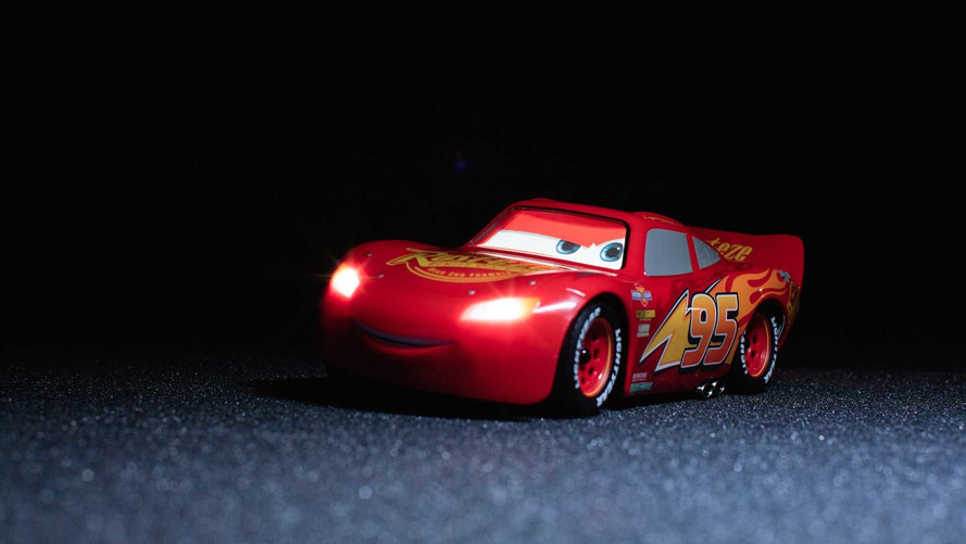 Sphero Cars Lightning McQueen Ultimate App-Enabled Droid Unique Gifts - Zavvi US
